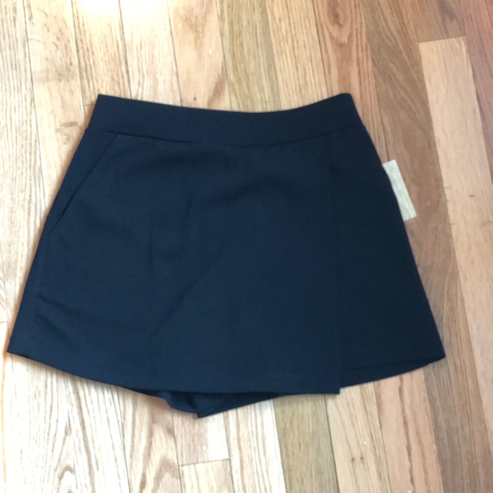 Skort